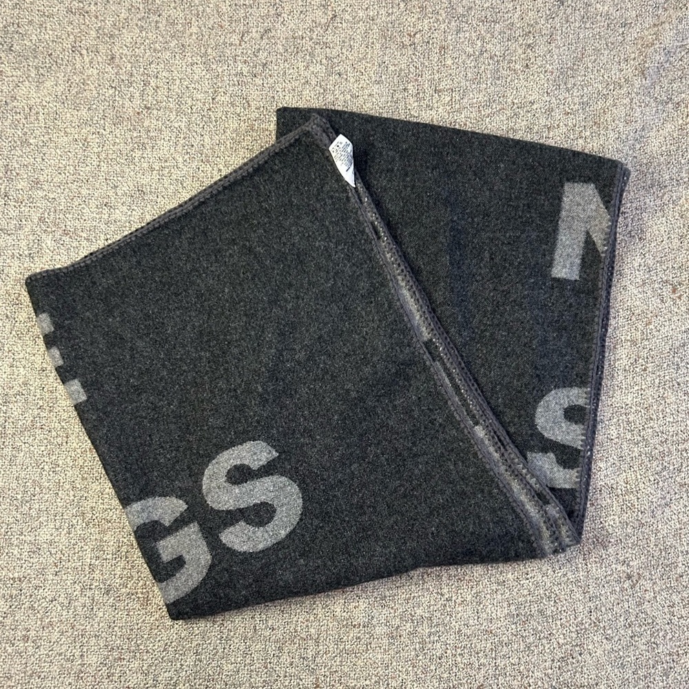 Wilfred Never Stay the Same Wool Scarf
